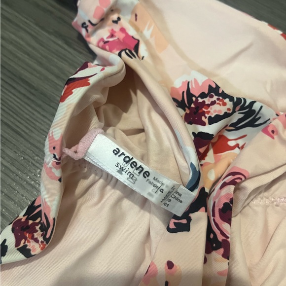 Ardene bathing suit bottoms - Picture 3 of 3